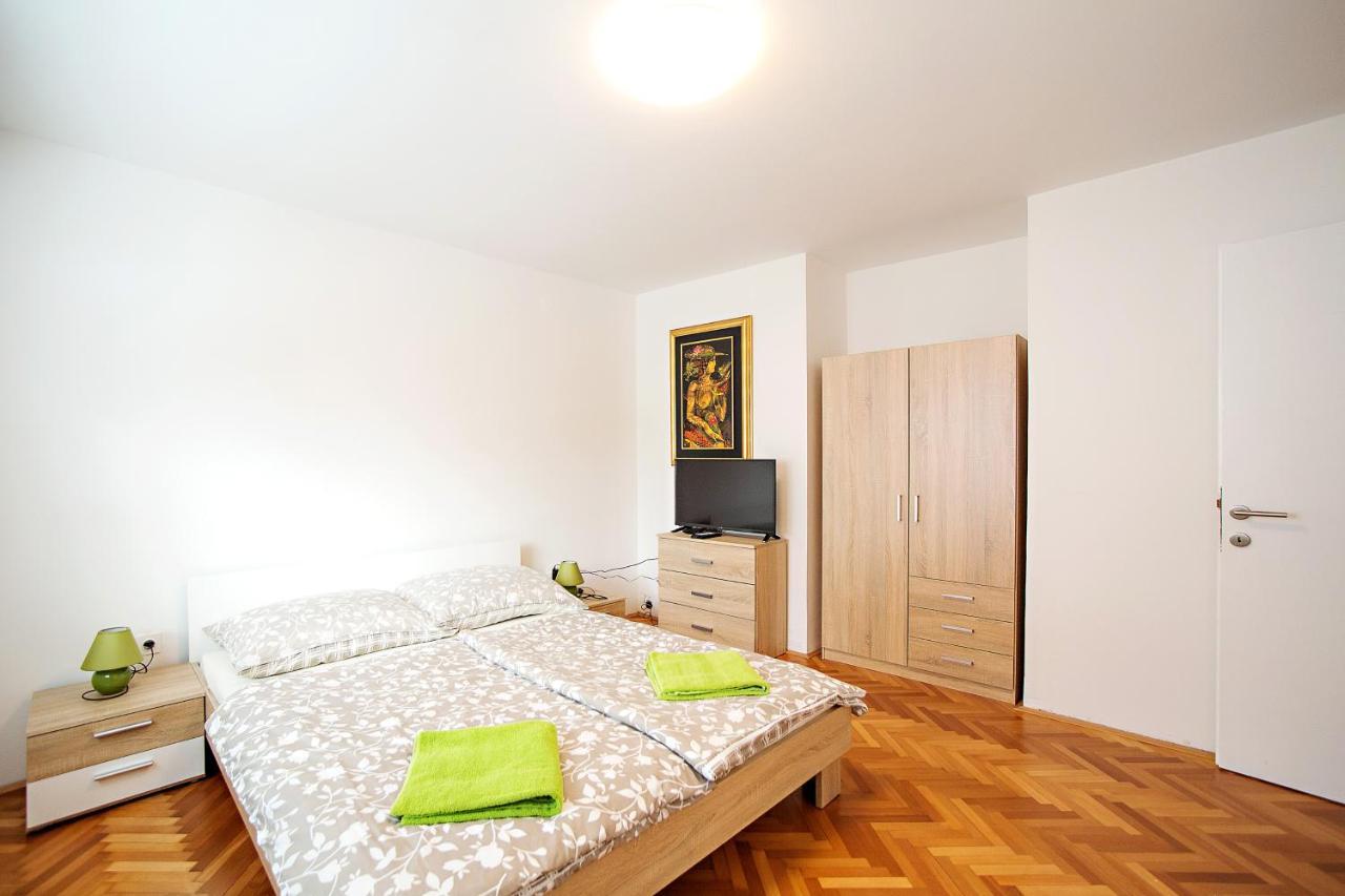 Sweet Apartments With Free Private Parking リュブリャナ エクステリア 写真