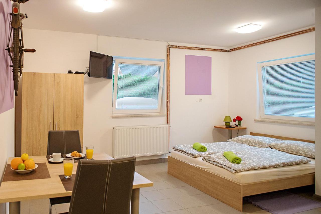 Sweet Apartments With Free Private Parking リュブリャナ エクステリア 写真