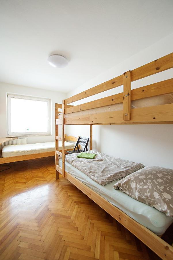 Sweet Apartments With Free Private Parking リュブリャナ エクステリア 写真