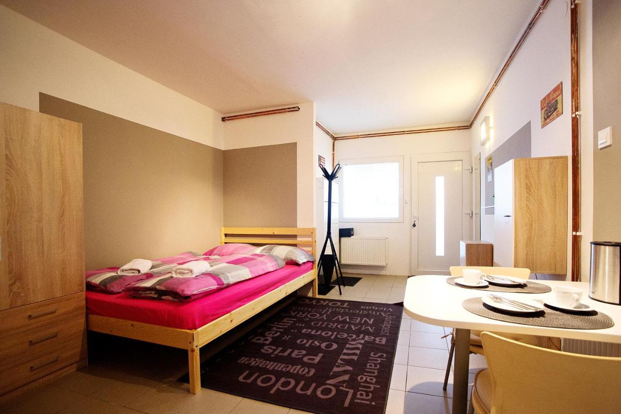 Sweet Apartments With Free Private Parking リュブリャナ エクステリア 写真