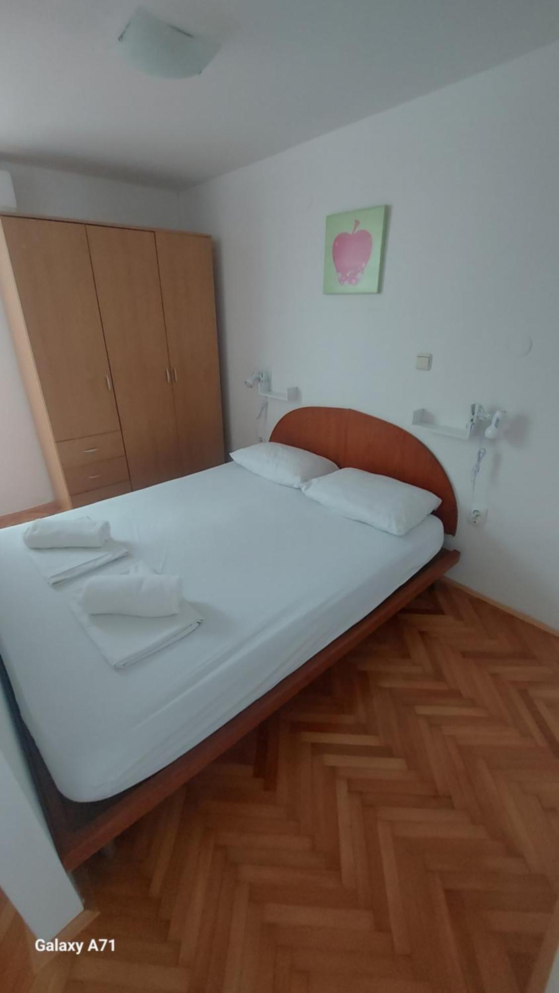 Sweet Apartments With Free Private Parking リュブリャナ エクステリア 写真