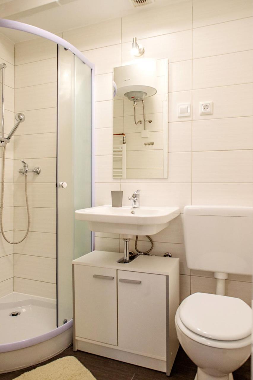 Sweet Apartments With Free Private Parking リュブリャナ 部屋 写真